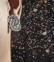 Load image into Gallery viewer, Clip on Rhinestone Cluster  Stud Earrings silver Kargo Fresh
