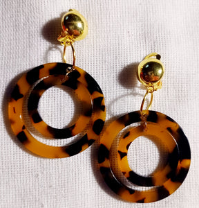 Clip on Tortoise Lucite Earrings Kargo Fresh