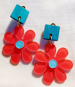 Clip on acrylic mod daisy earrings Kargo Fresh