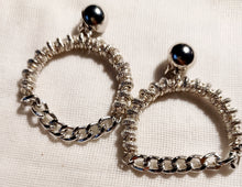 Load image into Gallery viewer, Clip on chain hoop earrings Kargo Fresh
