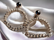 Load image into Gallery viewer, Clip on chain hoop earrings Kargo Fresh
