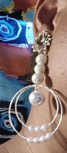 Clip on faux pearl hoops Kargo Fresh