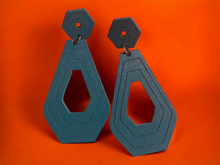 Load image into Gallery viewer, Clip on handmade geometric earrings Kargo Fresh
