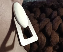 Load image into Gallery viewer, Clip on minimalist hoop earrings Kargo Fresh
