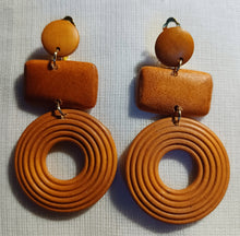 Load image into Gallery viewer, Clip on minimalist wood hoop earrings Kargo Fresh
