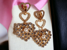 Load image into Gallery viewer, Clip on rhinestone heart earrings Kargo Fresh
