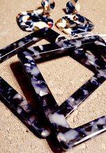 Load image into Gallery viewer, Confetti Lucite Square Bangles and Earrings Set Kargo Fresh
