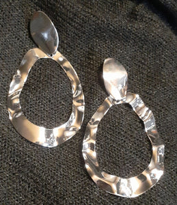 Crinkle Metal Hoop Earrings Kargo Fresh