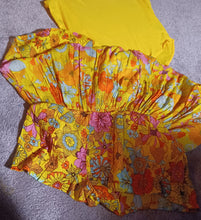 Load image into Gallery viewer, Cute snd bright bodysuit with matching skort set 1xl Kargo Fresh
