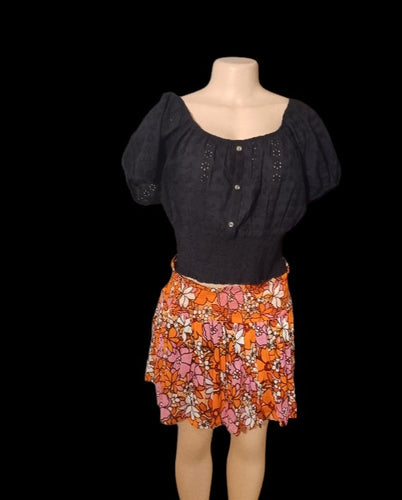 Cute snd bright crop top with matching skort set 2xl Kargo Fresh