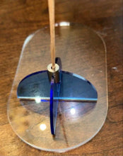 Load image into Gallery viewer, Dalstone Lito Dito Art Deco Acrylic incense burner Kargo Fresh
