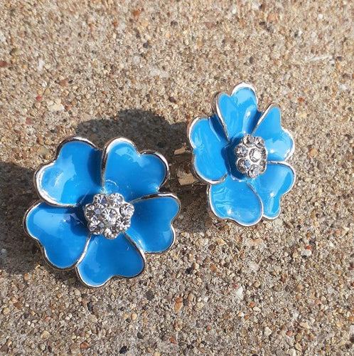 Enameled Flower Cluster Clip On Earrings Kargo Fresh