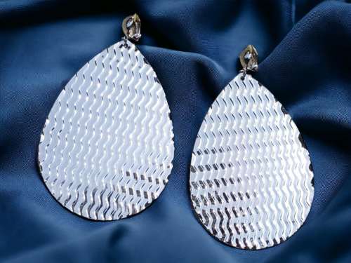 Extra Large Abstract Disc Dangle Clip on Earrings Kargo Fresh
