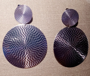 Extra large hammered disc clip on earrings Kargo Fresh