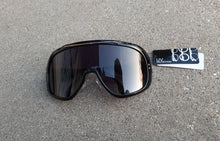 Load image into Gallery viewer, Extra large single lens futurism Sunglasses Unisex Kargo Fresh
