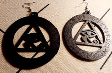 Load image into Gallery viewer, Eye of Horus Wooden Earrings Kargo Fresh

