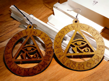 Load image into Gallery viewer, Eye of Horus Wooden Earrings Kargo Fresh
