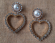 Load image into Gallery viewer, Faux pearl and Rhinestones Heart Dangle Earrings Kargo Fresh
