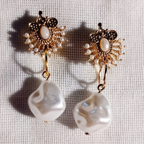 Faux pearl clip on earrings Kargo Fresh