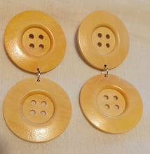 Load image into Gallery viewer, Giant wooden button earrings Kargo Fresh
