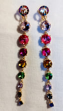 Load image into Gallery viewer, Glam runway rhinestone clip on earrings Kargo Fresh
