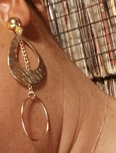 Load image into Gallery viewer, Gold Dangle Abstract design Clip On Earrings Kargo Fresh
