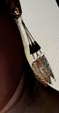 Load image into Gallery viewer, Gold abstract leaf clip on earrings Kargo Fresh
