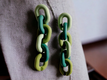 Load image into Gallery viewer, Green Acrylic Chain Earrings Kargo Fresh
