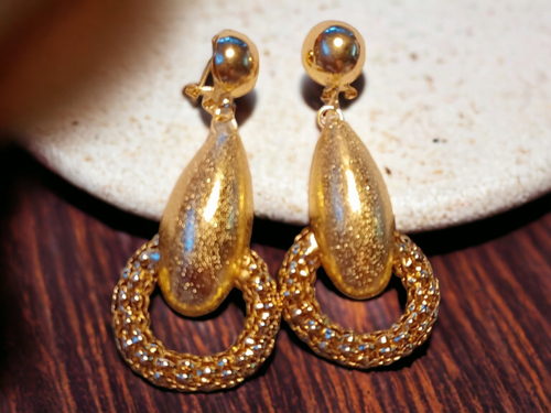 Hammered Metal and Mesh Chain Clip on Earrings Kargo Fresh