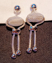 Load image into Gallery viewer, Hammered Metal and Mesh Chain Clip on Earrings Kargo Fresh
