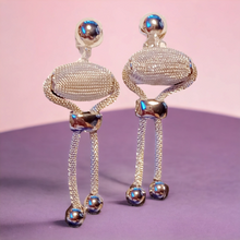 Load image into Gallery viewer, Hammered Metal and Mesh Chain Clip on Earrings Kargo Fresh
