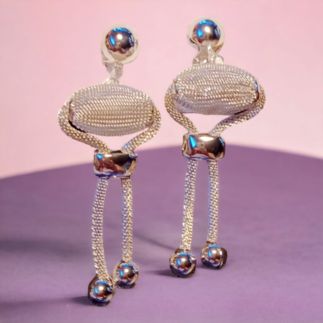 Hammered Metal and Mesh Chain Clip on Earrings Kargo Fresh