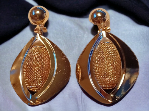 Hammered Metal and Mesh Clip on Earrings Kargo Fresh