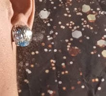 Load image into Gallery viewer, Hammered Silver ball clip on Earrings Kargo Fresh

