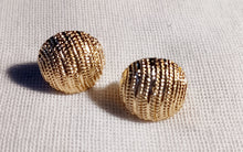 Load image into Gallery viewer, Hammered gold ball clip on Earrings Kargo Fresh
