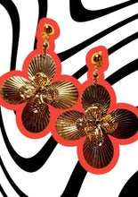 Load image into Gallery viewer, Hammered large flower Clip on Dangle Earrings Kargo Fresh
