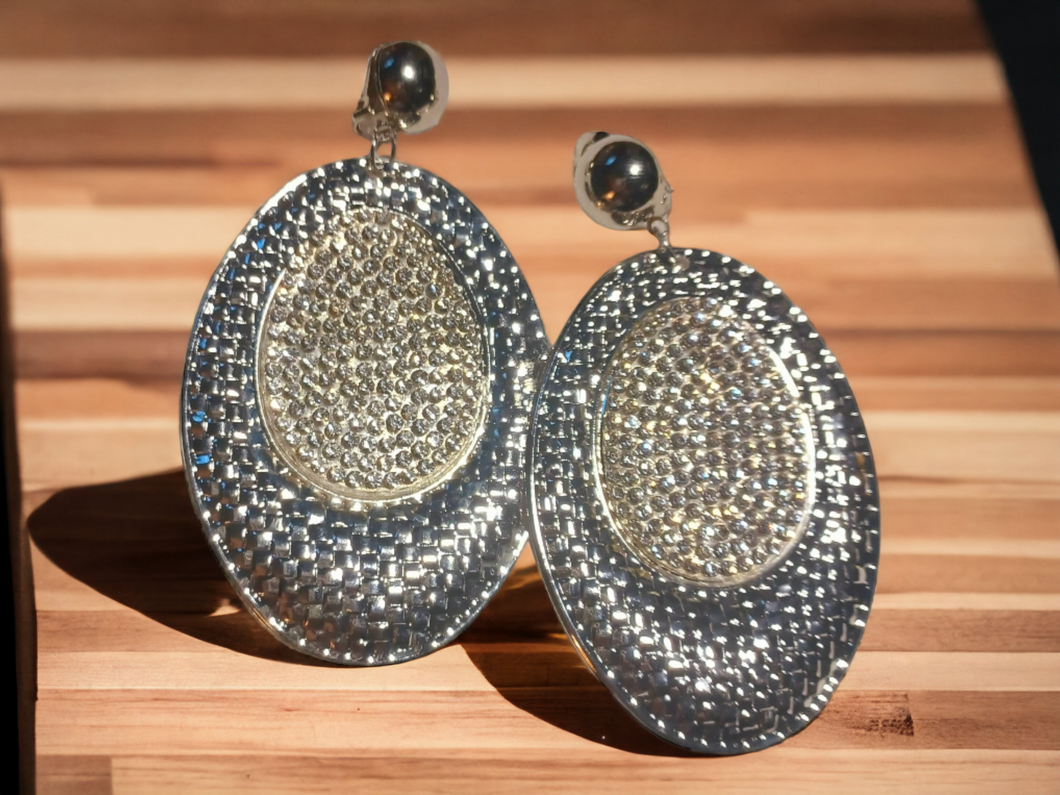 Hammered rhinestone clip on earrings Kargo Fresh