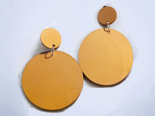 Load image into Gallery viewer, Hand dyed with Black Tea Natural wooden  disc earrings Kargo Fresh
