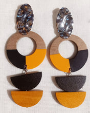 Load image into Gallery viewer, Handmade 3 tone minimalist wooden earrings Kargo Fresh
