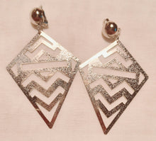 Load image into Gallery viewer, Handmade Abstract Hammered Metal Clip on Earrings 3 inch gold Kargo Fresh
