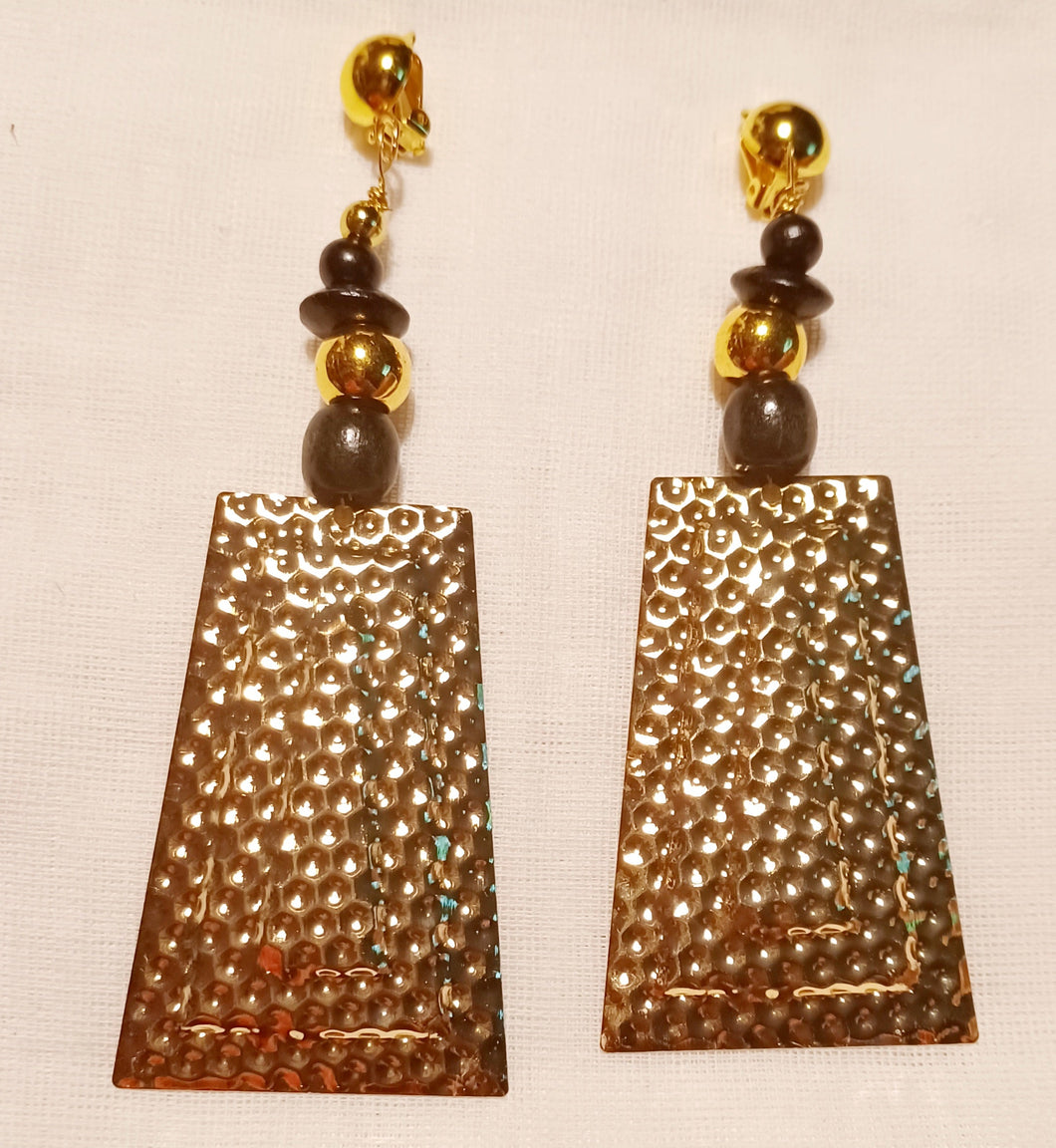 Handmade Abstract Hammered Metal Clip on Earrings 3 inch gold Kargo Fresh