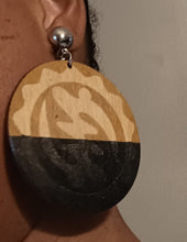 Load image into Gallery viewer, Handmade  Adinkra Symbol Clip On Earrings Kargo Fresh
