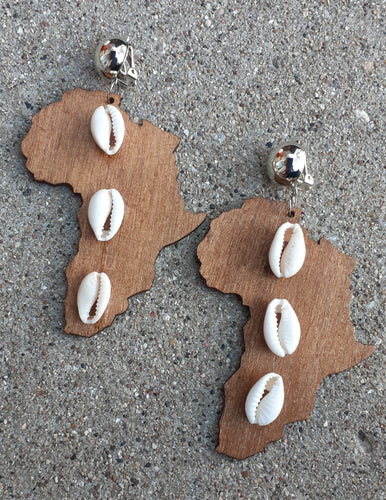 Handmade Africa and Cowrie Shell Clip On wooden Earrings Kargo Fresh