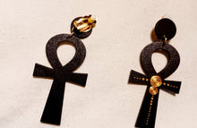 Load image into Gallery viewer, Handmade Ankh Clip On Earrings Kargo Fresh
