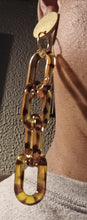 Load image into Gallery viewer, Handmade Chunky acrylic chain clip on earrings Kargo Fresh
