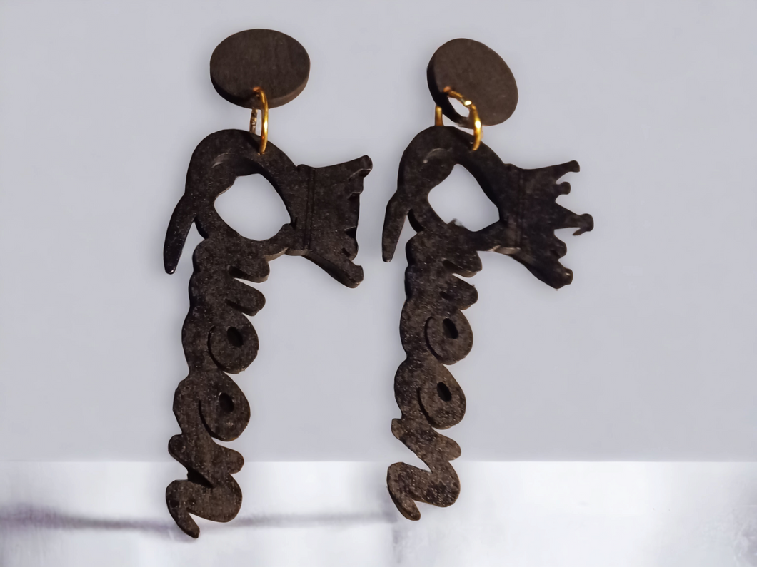 Handmade Clip on wooden Queen earrings Kargo Fresh