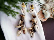 Load image into Gallery viewer, Handmade Cowrie Shell Cluster Clip On Earrings Kargo Fresh
