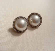 Load image into Gallery viewer, Handmade Faux Pearl Clip on Earrings Kargo Fresh
