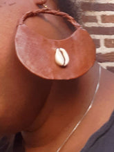 Load image into Gallery viewer, Handmade Fulani Basket Leather Earrings Kargo Fresh
