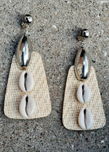 Load image into Gallery viewer, Handmade Raffia and Cowrie Shell Clip On Earrings Kargo Fresh

